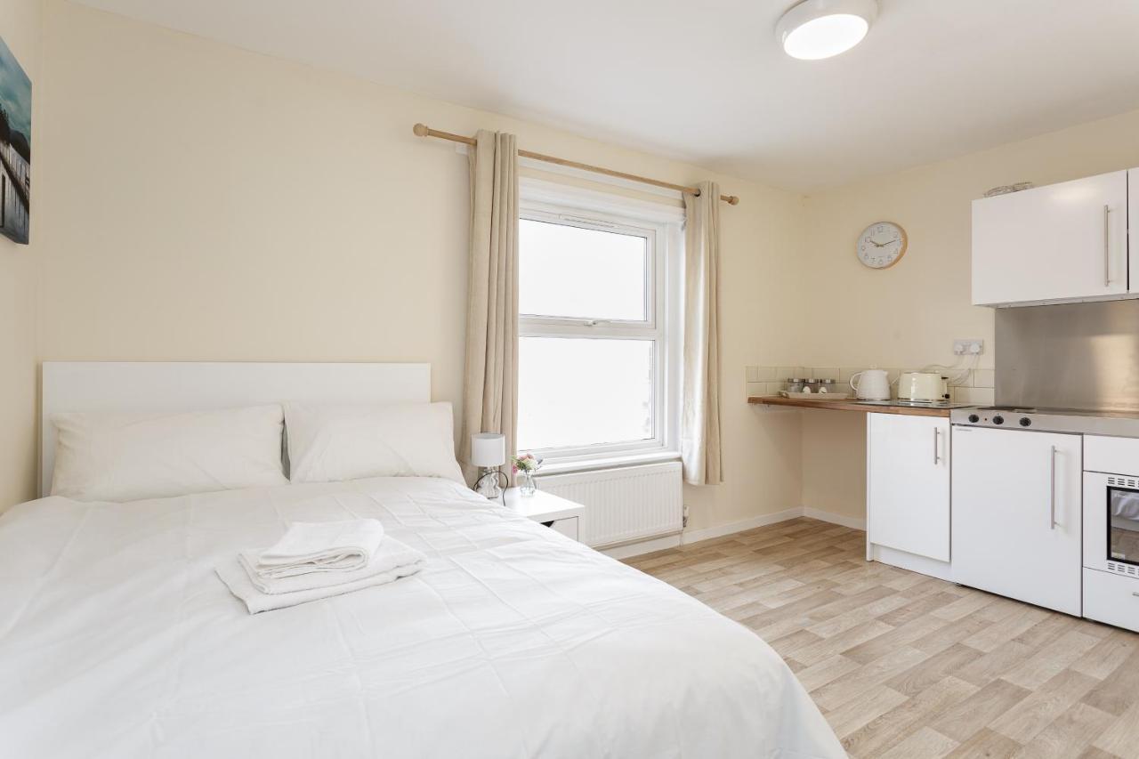 Blackberry - Stylish Self-Contained Flats In Soton City Centre Σαουθάμπτον Δωμάτιο φωτογραφία
