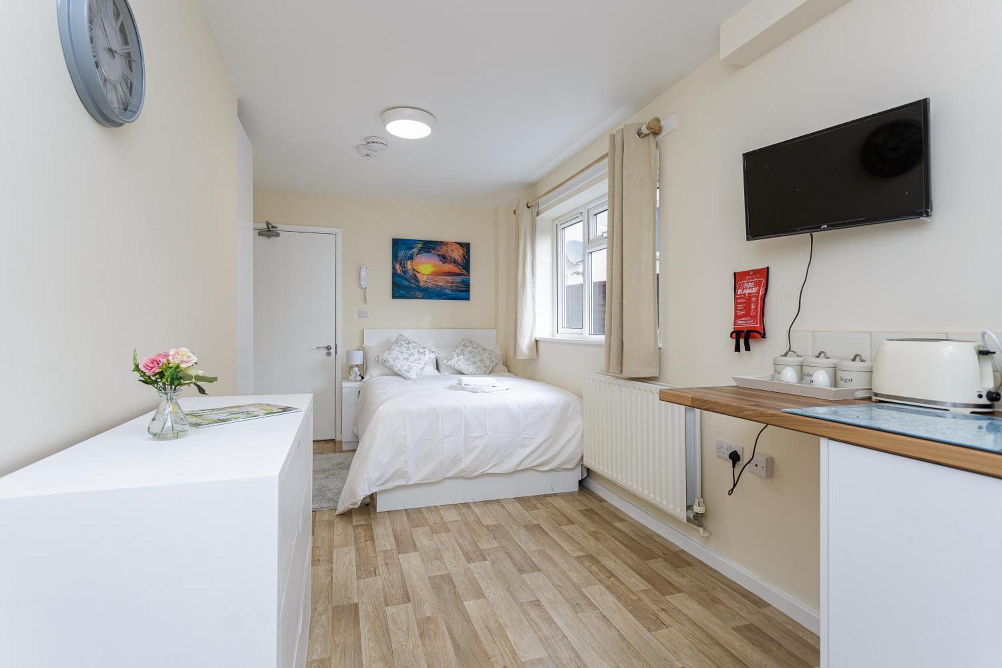 Blackberry - Stylish Self-Contained Flats In Soton City Centre Σαουθάμπτον Δωμάτιο φωτογραφία