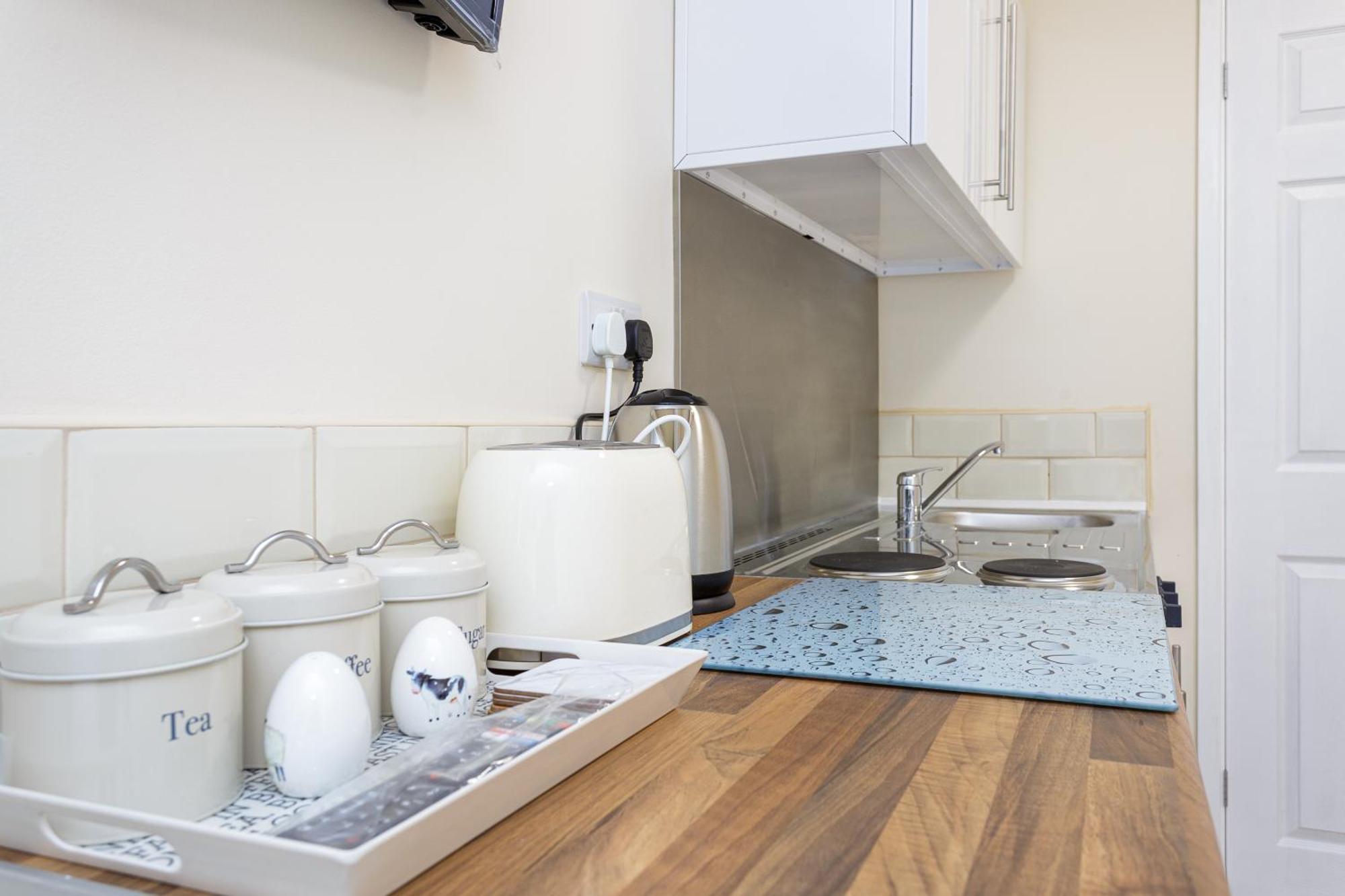 Blackberry - Stylish Self-Contained Flats In Soton City Centre Σαουθάμπτον Δωμάτιο φωτογραφία